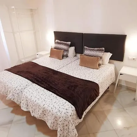 بيت ضيافة Fan Duquesa 3*